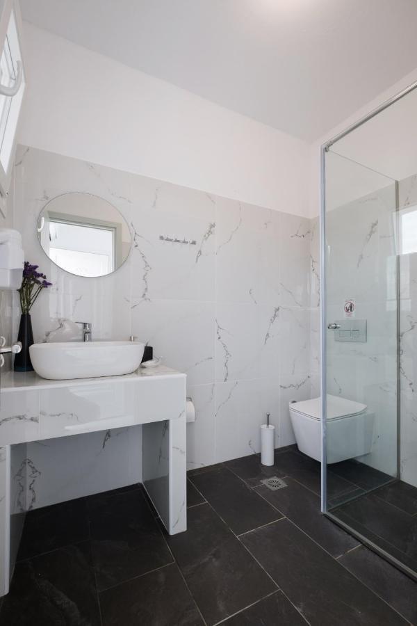 Diamond Arillas Luxury Apartments Ngoại thất bức ảnh