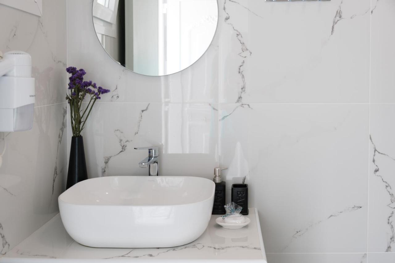 Diamond Arillas Luxury Apartments Ngoại thất bức ảnh